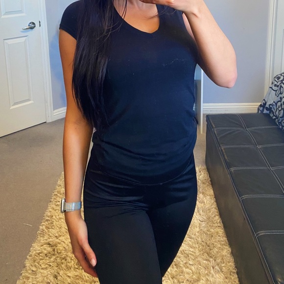 Luxe Legging 🛍 - Picture 2 of 2